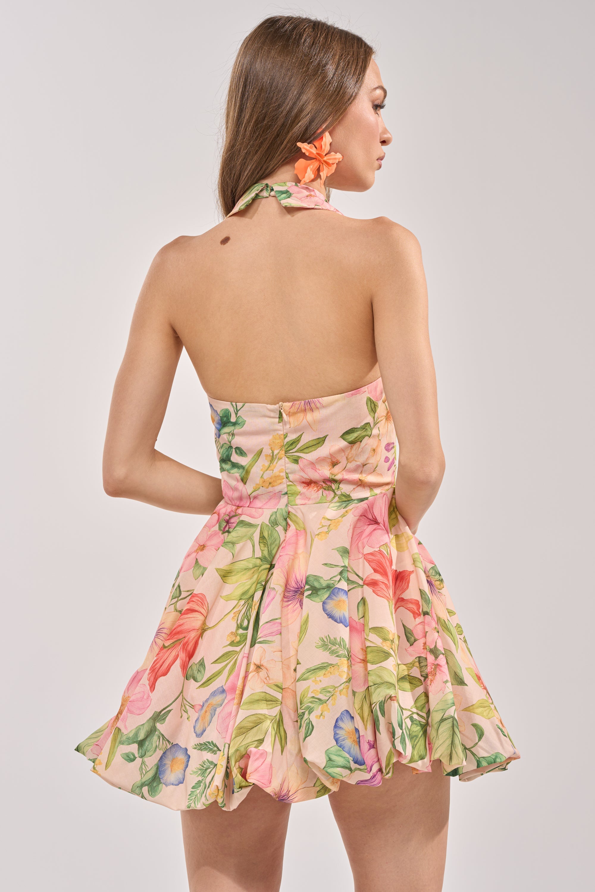 SOFT LAUNCH FLORAL MINI DRESS IN BEIGE