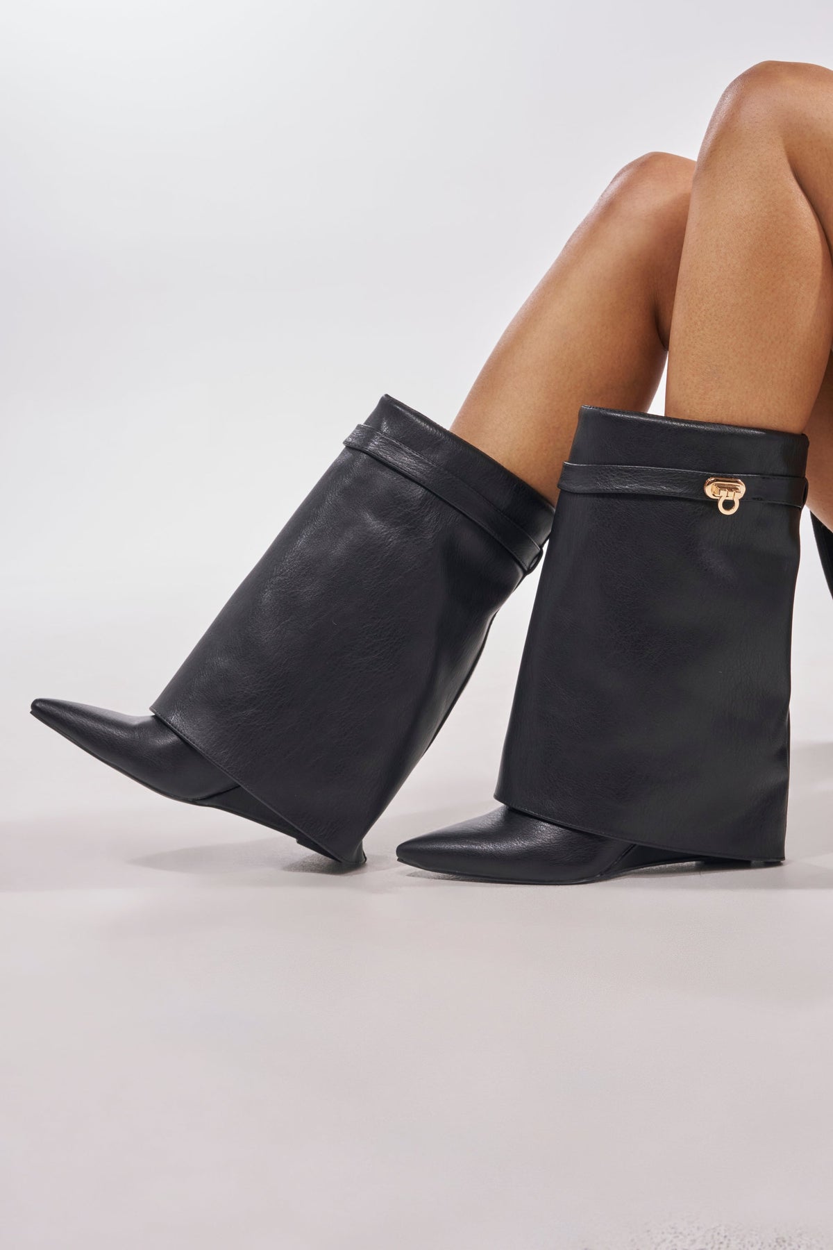 AZALEA WANG LOUISA BLACK PU WEDGE BOOTIE