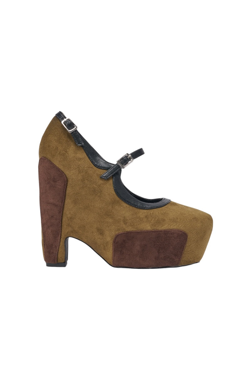 AZALEA WANG LYTHA OLIVEMARY JANE PUMP