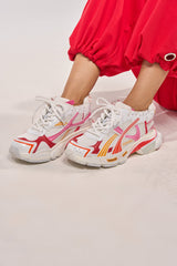AKIRA GOLD MELAE WHITE AND PINK SNEAKER