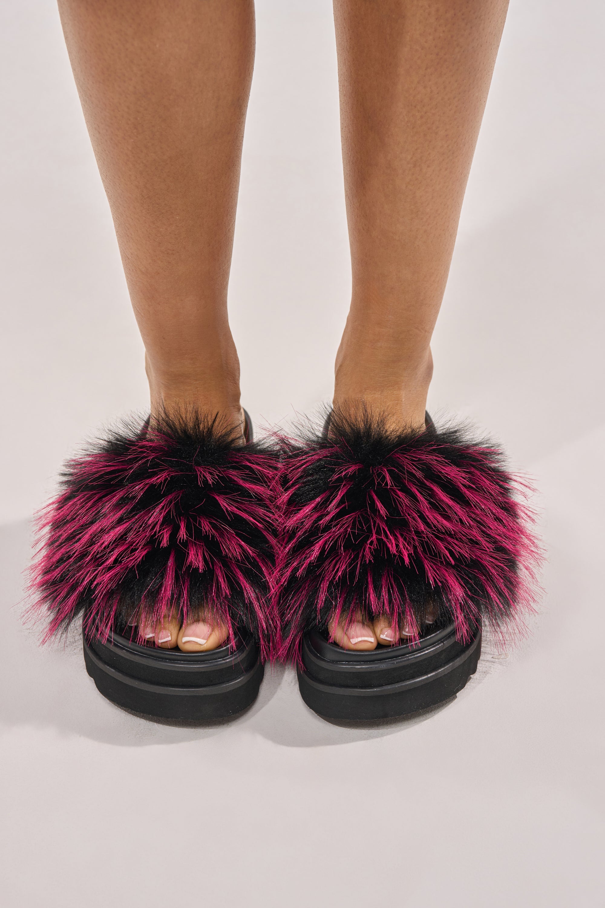 AKIRA MIRAY PINK MULTI FUR SLIDE