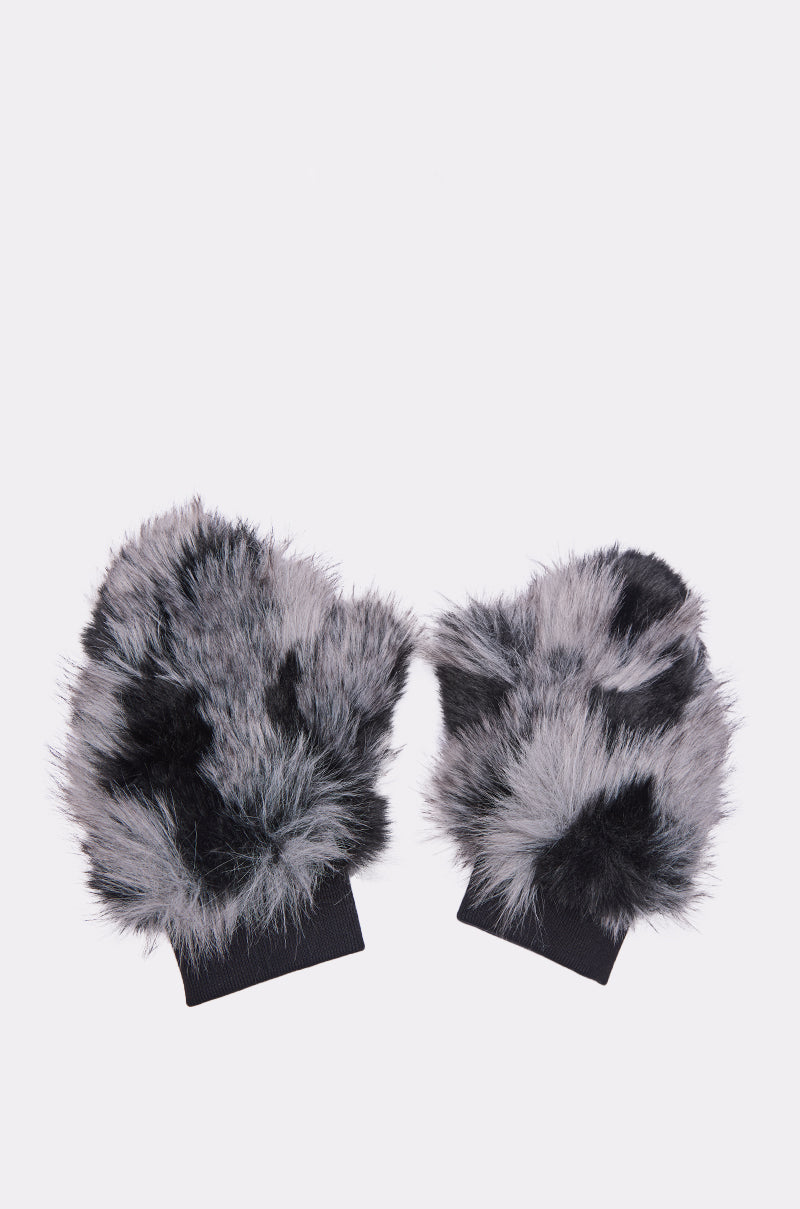 ARLO FAUX FUR MITTENS