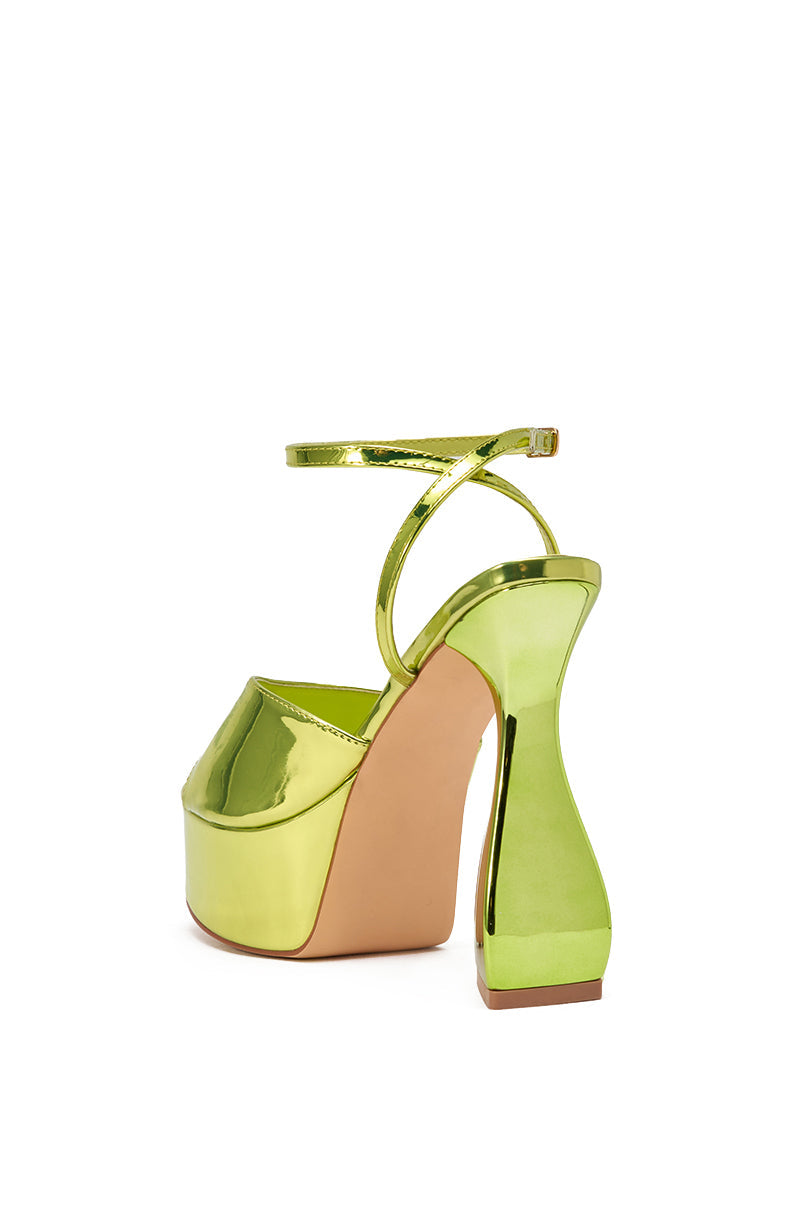 AKIRA GOLD NEWTON GREEN BLOCK HEEL SANDAL