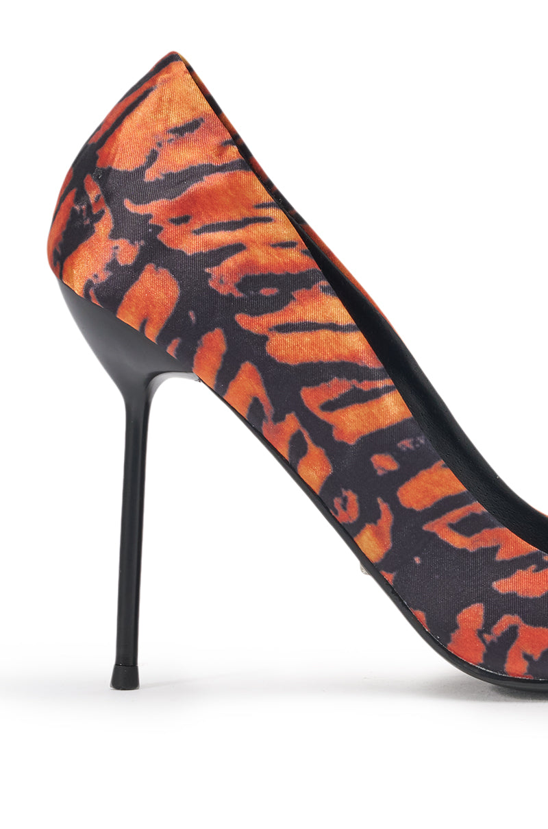 AZALEA WANG NIKOMEDES TIGER PRINT STILETTO PUMP