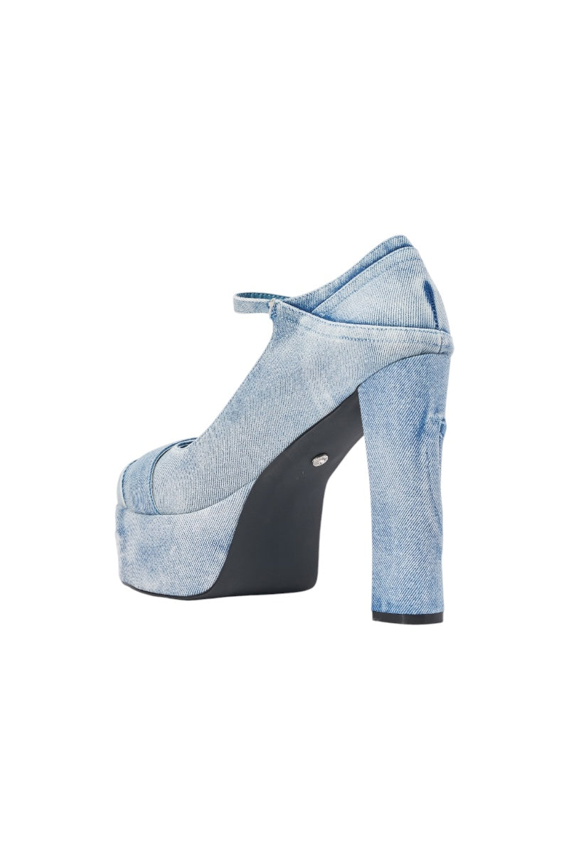 AZALEA WANG OLLI PATCHWORK DENIM MARY JANE BLOCK HEEL PUMP