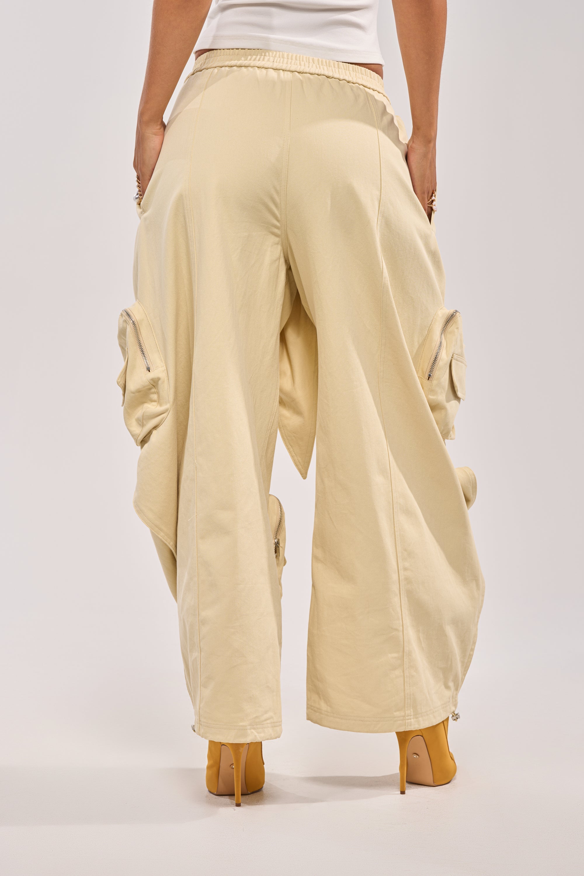 DO THE MOST TIE FRONT PANT