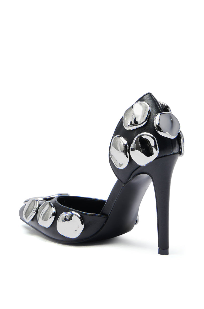 AZALEA WANG PERLE BLACK WITH SILVER METAL EMBELLISHMENT PUMP
