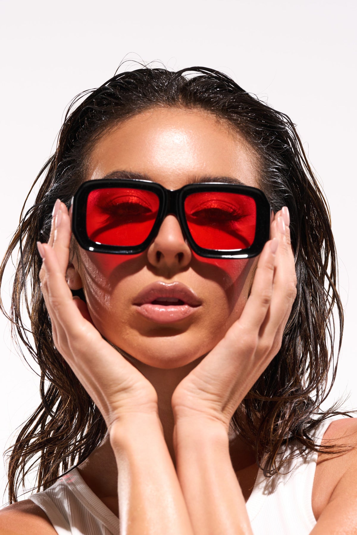 RED VISION SUNGLASSES