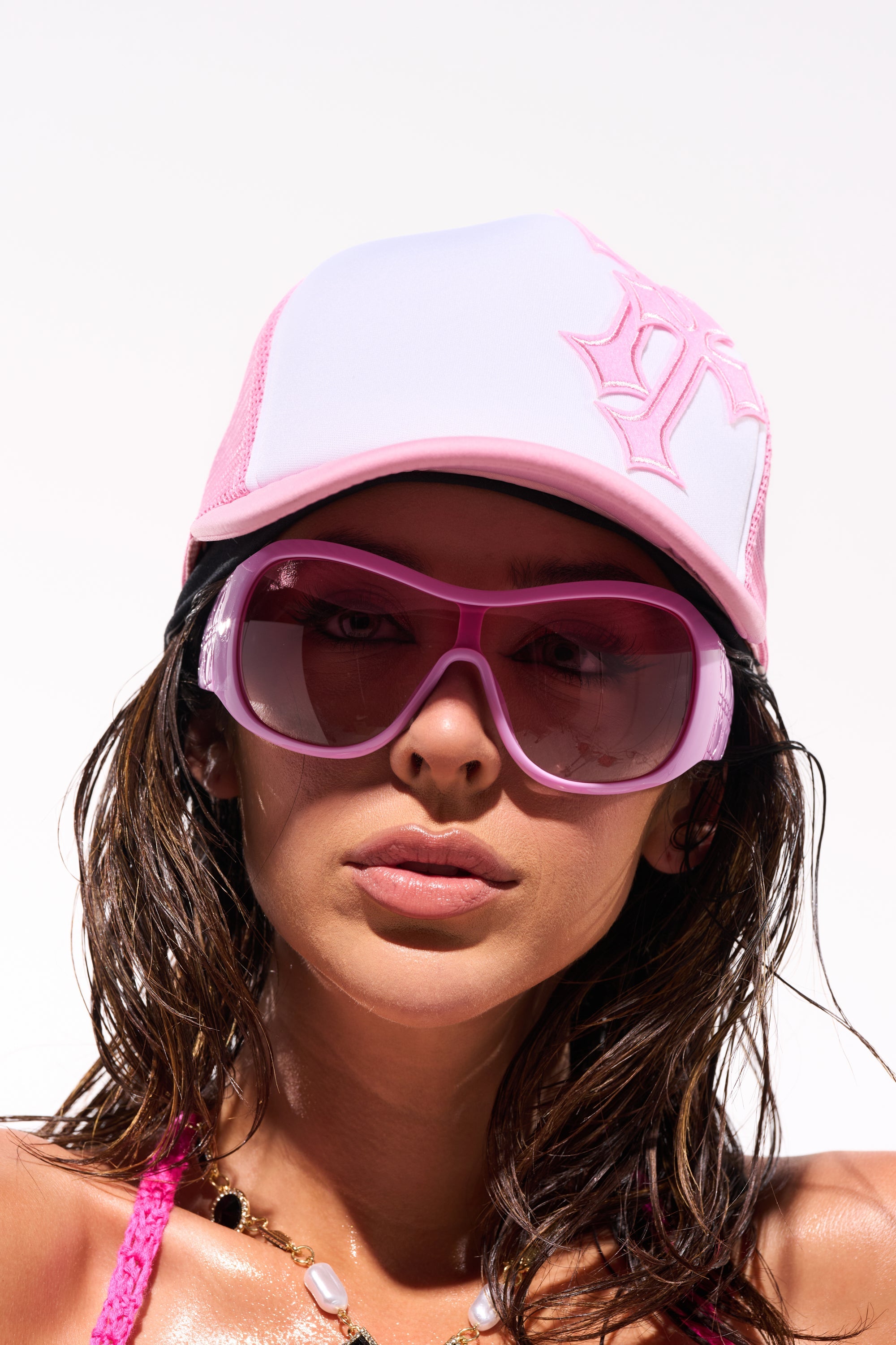BUBBLEGUM SUNGLASSES