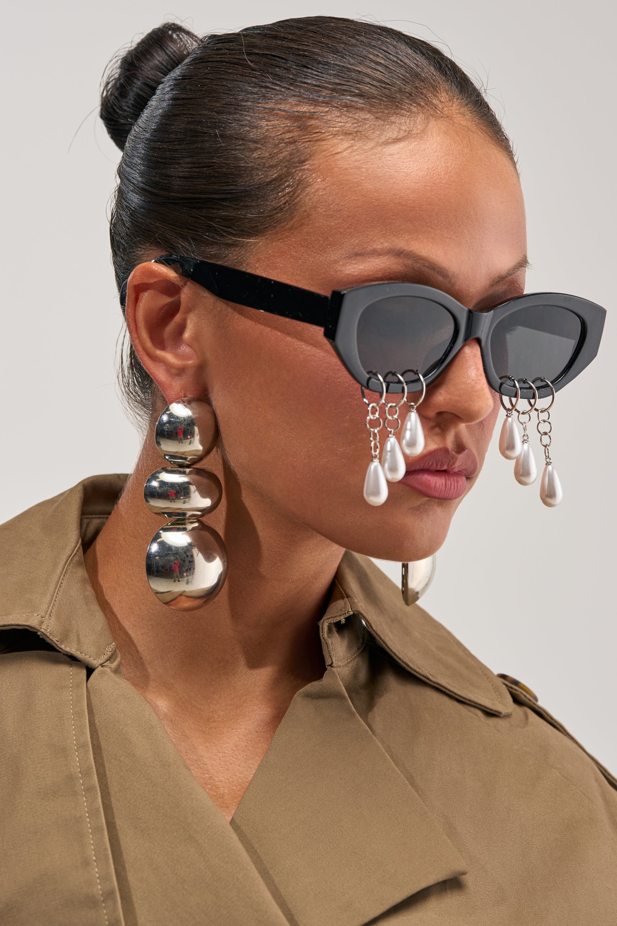 PEARL TEARS SUNGLASSES