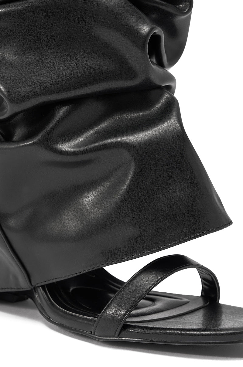 AZALEA WANG RAYLAN BLACK GLADIATOR SANDAL
