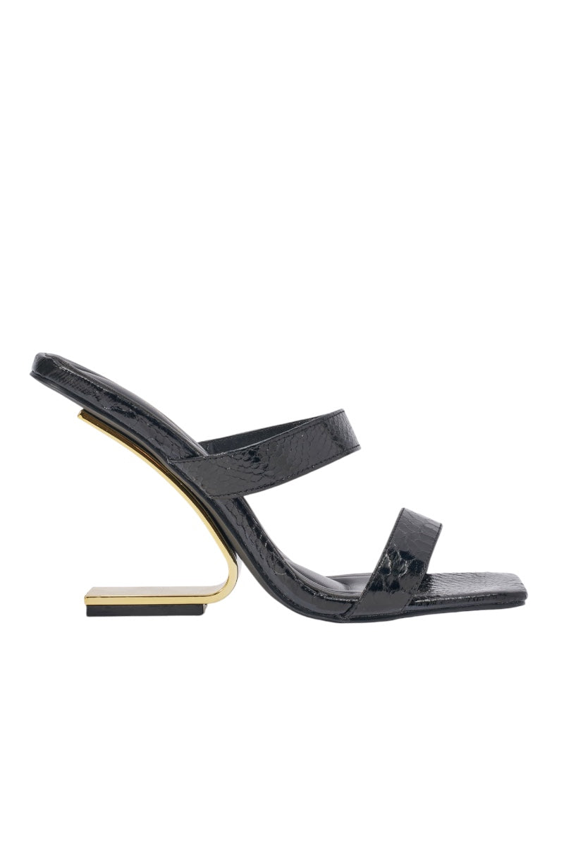 AZALEA WANG RENIX BLACK SNAKE WEDGE MULE SANDAL
