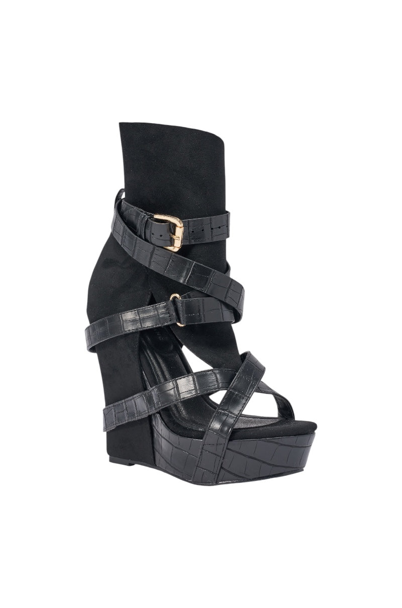 AZALEA WANG ROTHKO WEDGE SANDAL IN BLACK