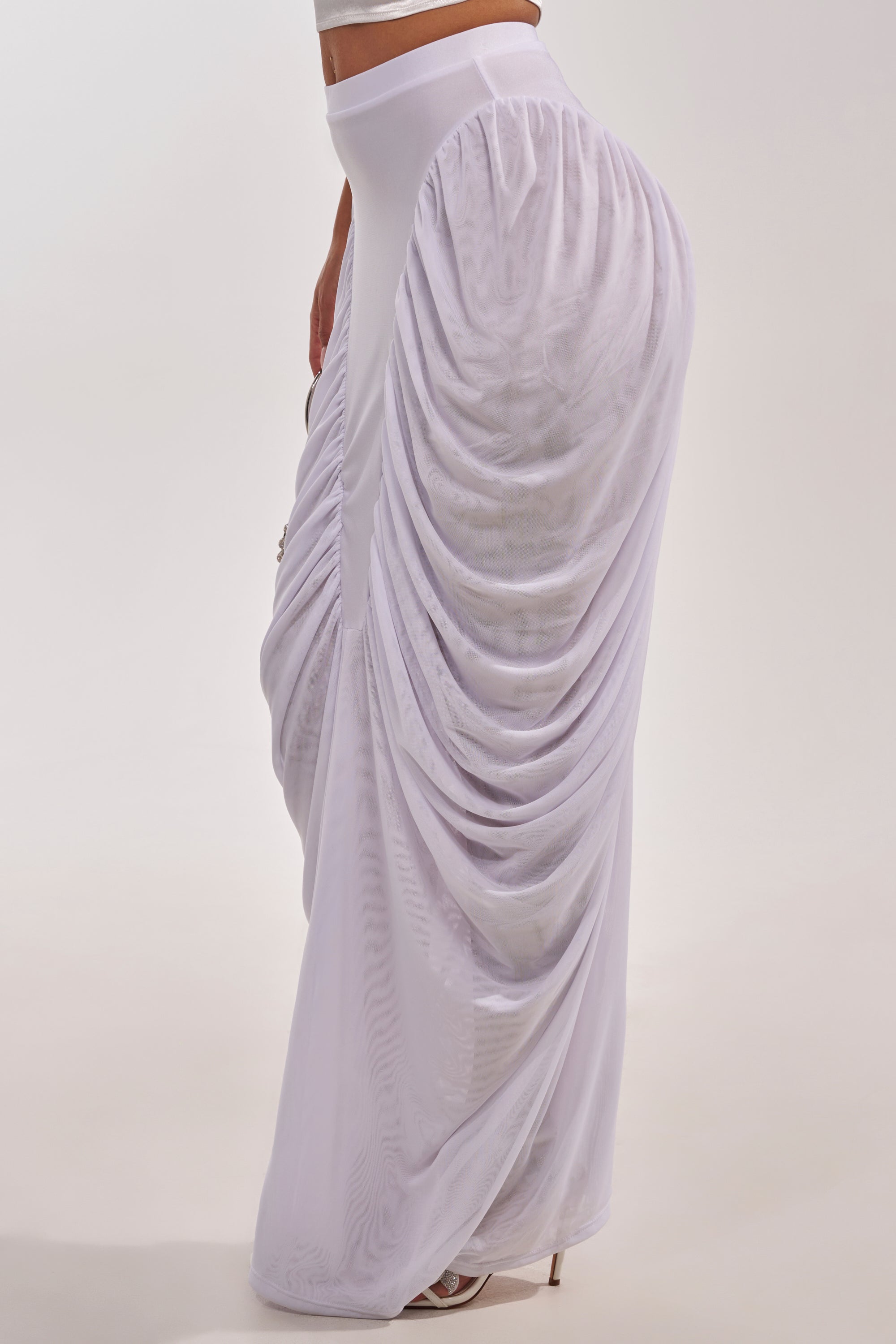 DREAMY RUCHED SKIRT IN WHITE