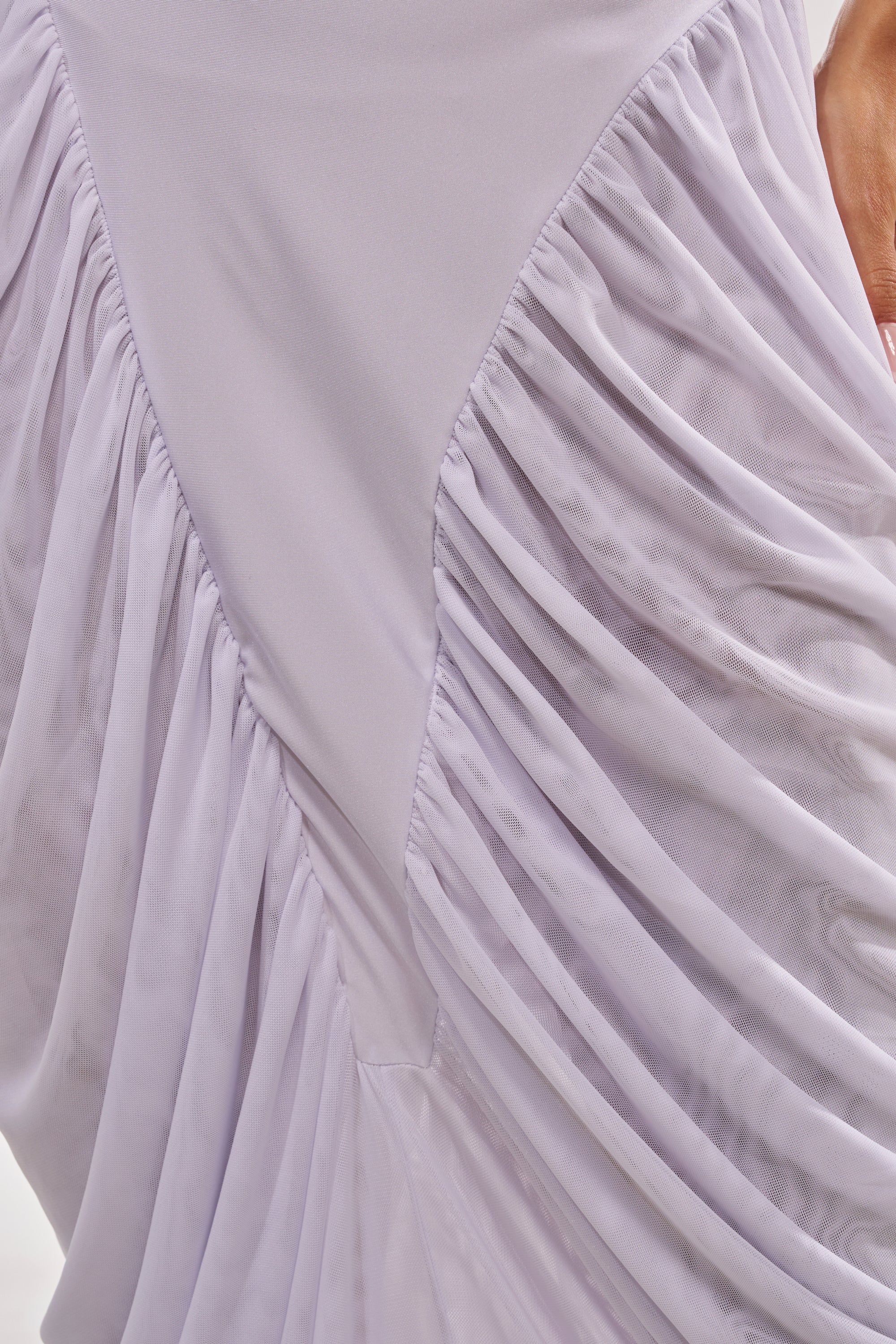DREAMY RUCHED SKIRT IN WHITE