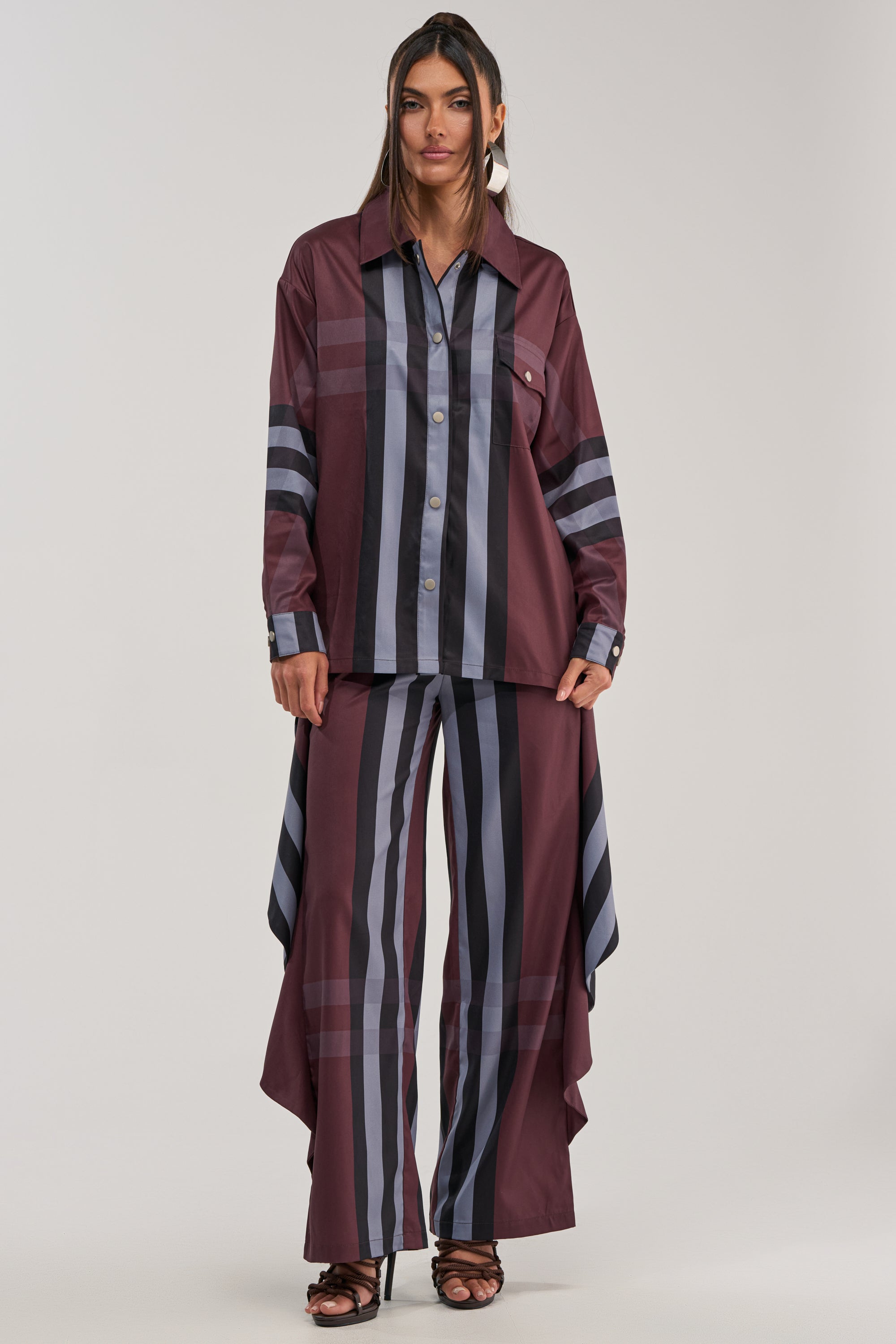 LUXURY LIFE PLAID BUTTON DOWN