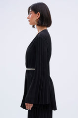 QUEEN OF EVERYTHING BLOUSE