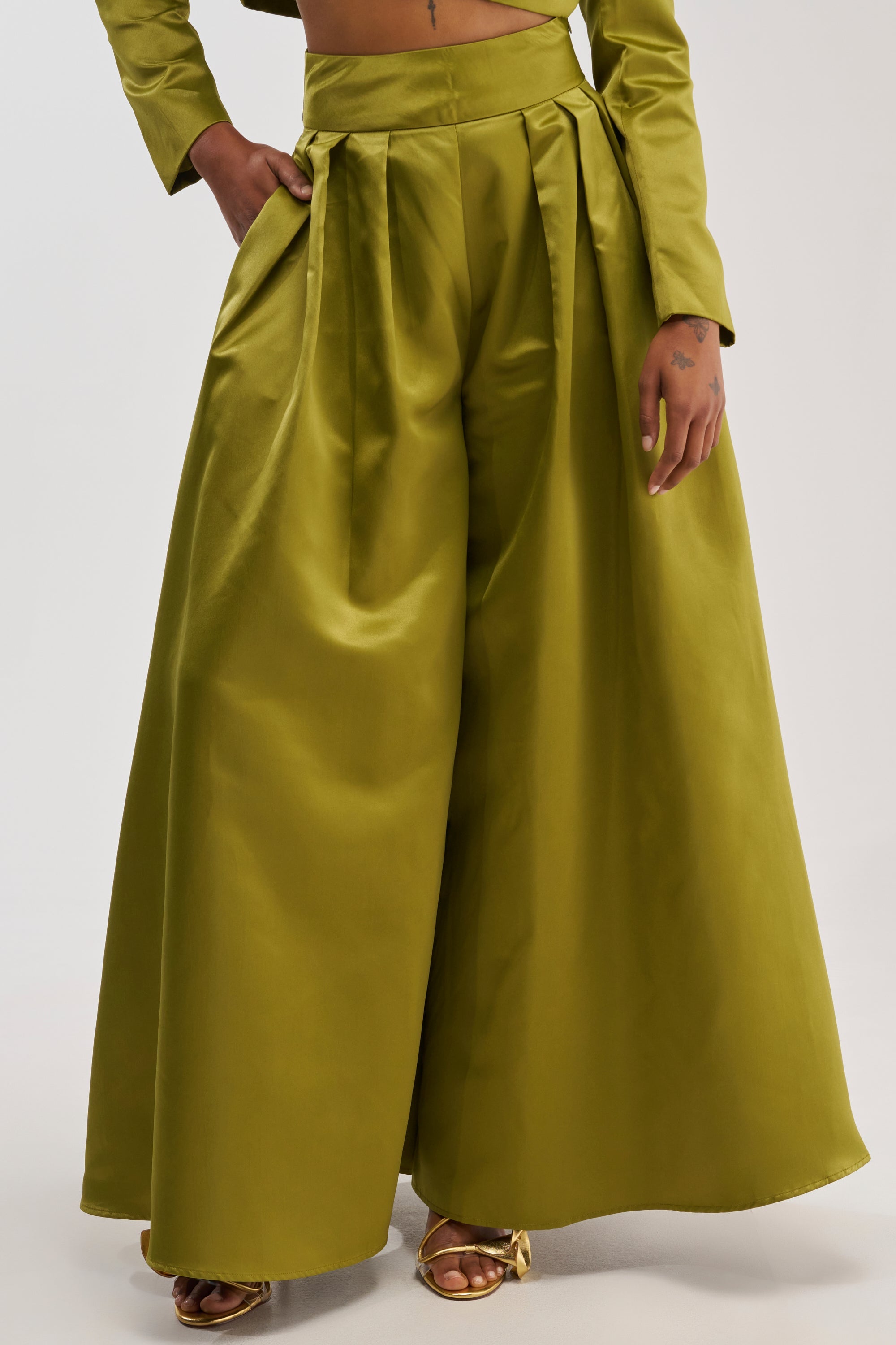 LILA SATIN TROUSER IN CHARTREUSE