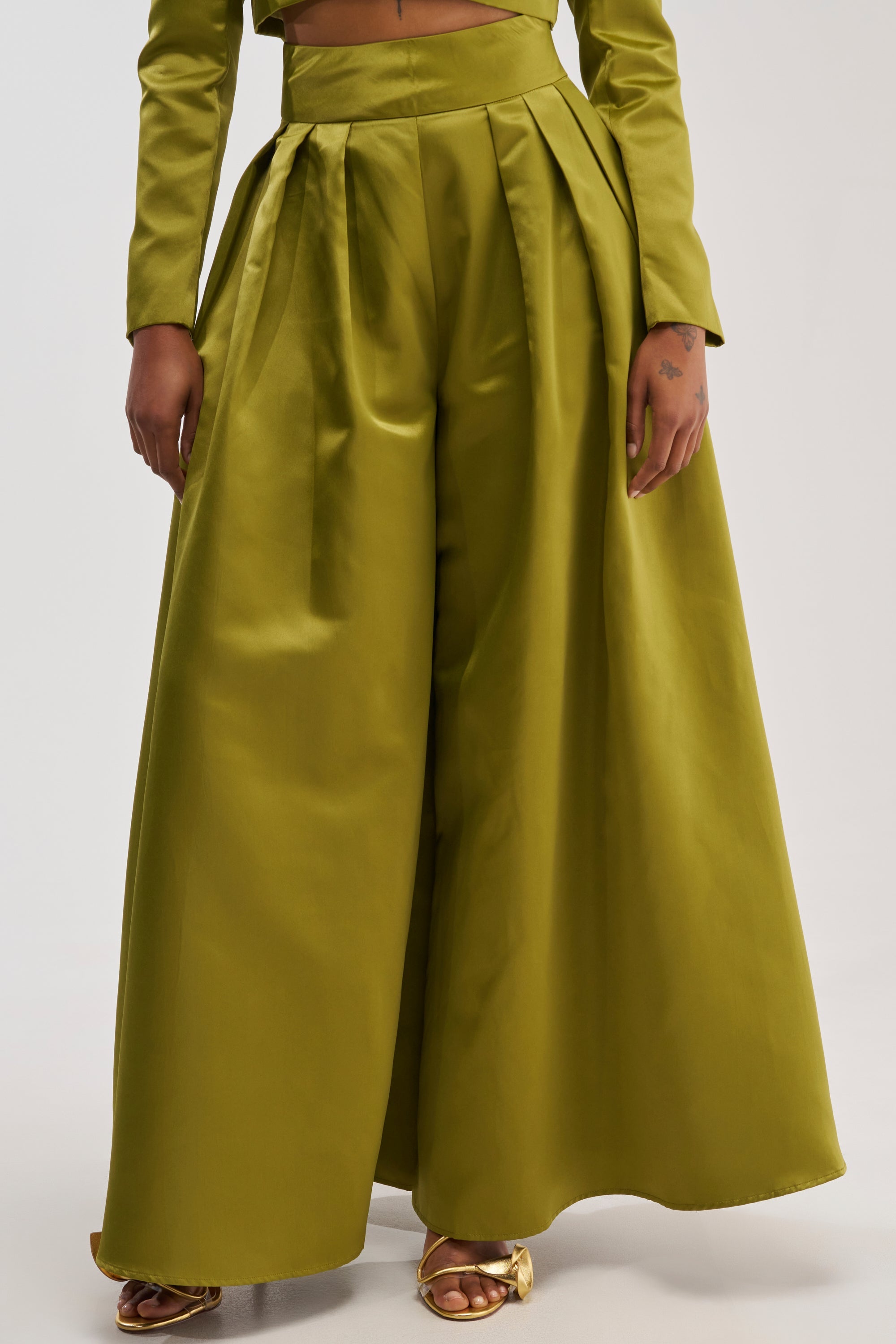 LILA SATIN TROUSER IN CHARTREUSE