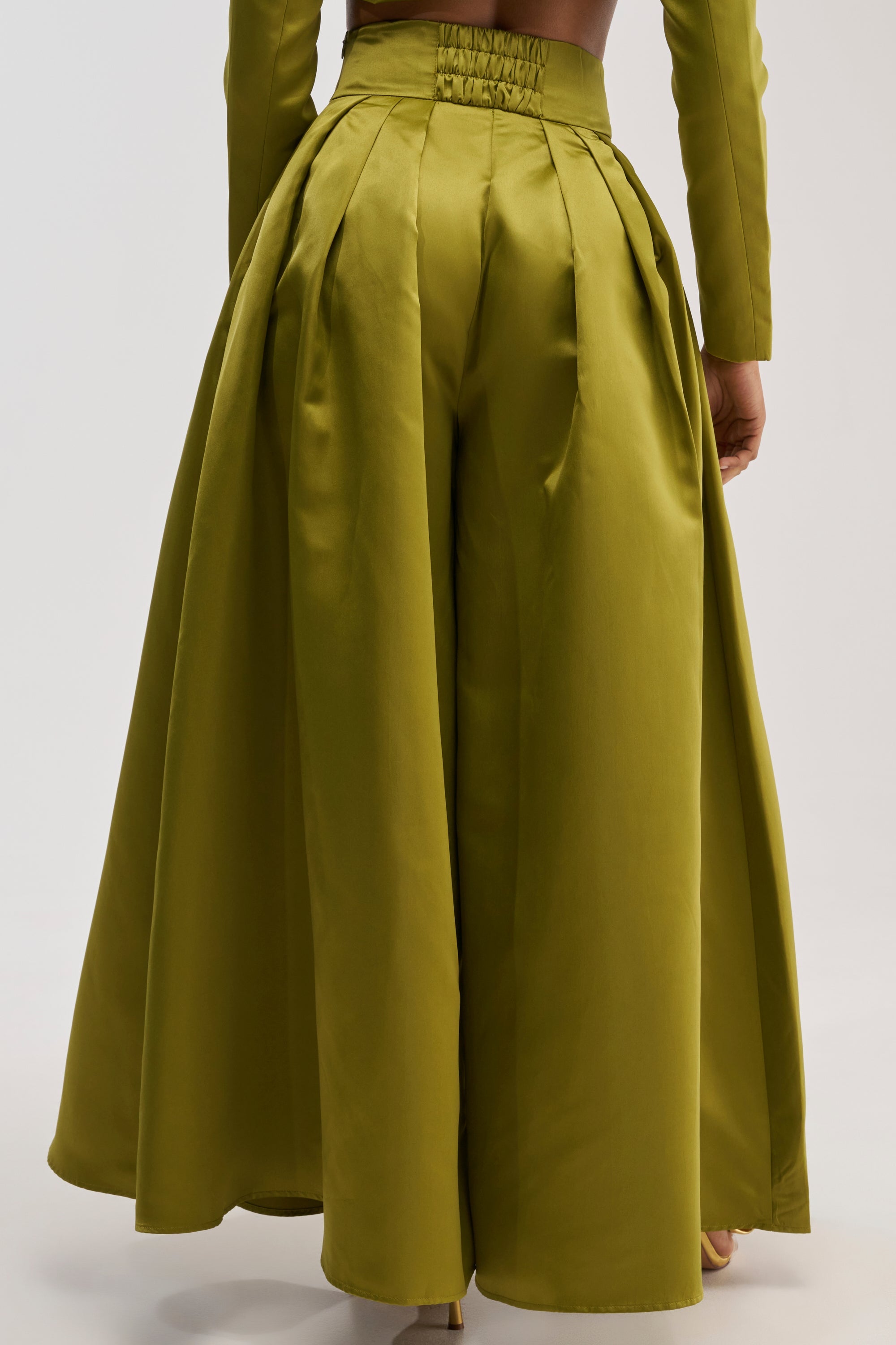 LILA SATIN TROUSER IN CHARTREUSE