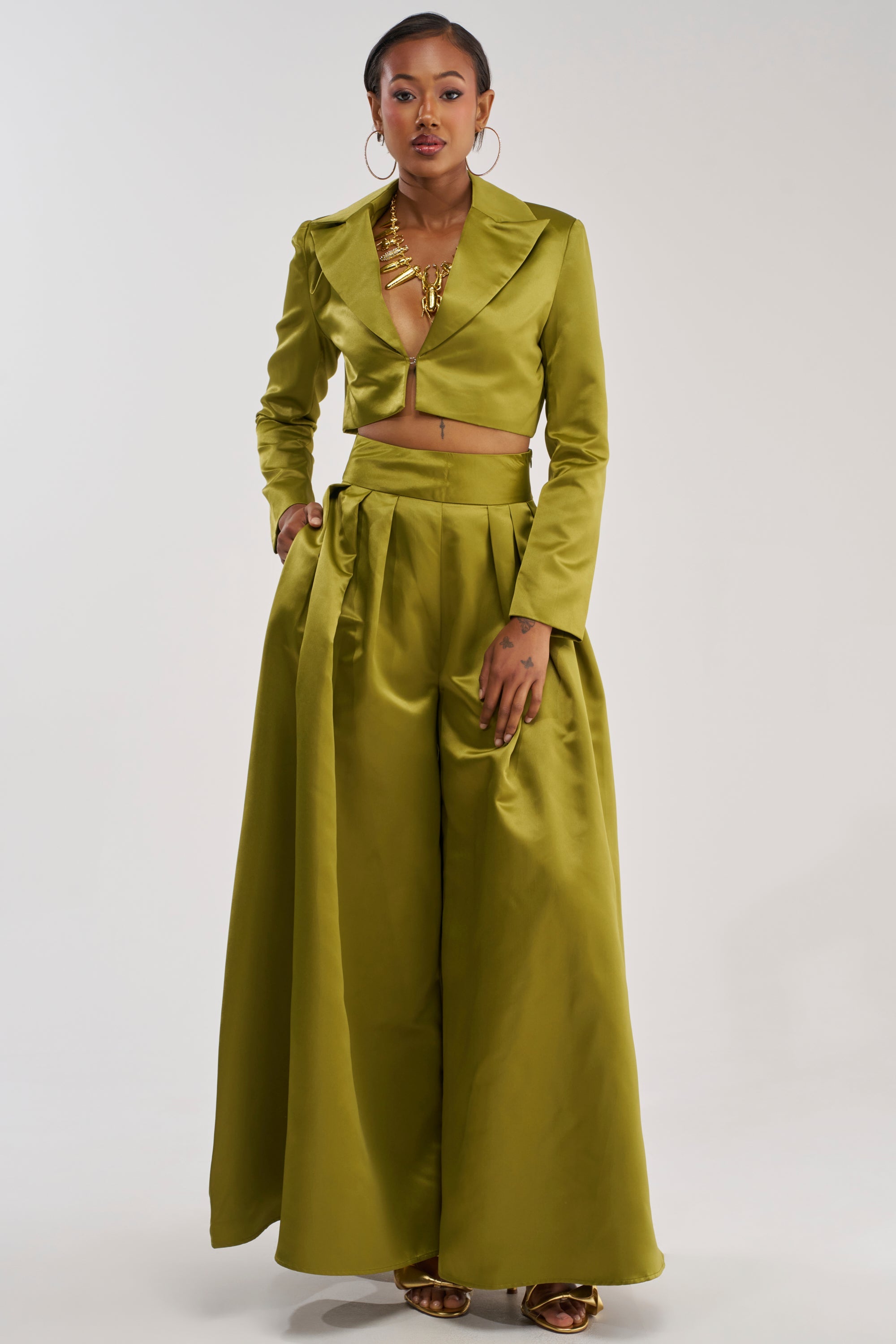 LILA SATIN BLAZER IN CHARTREUSE