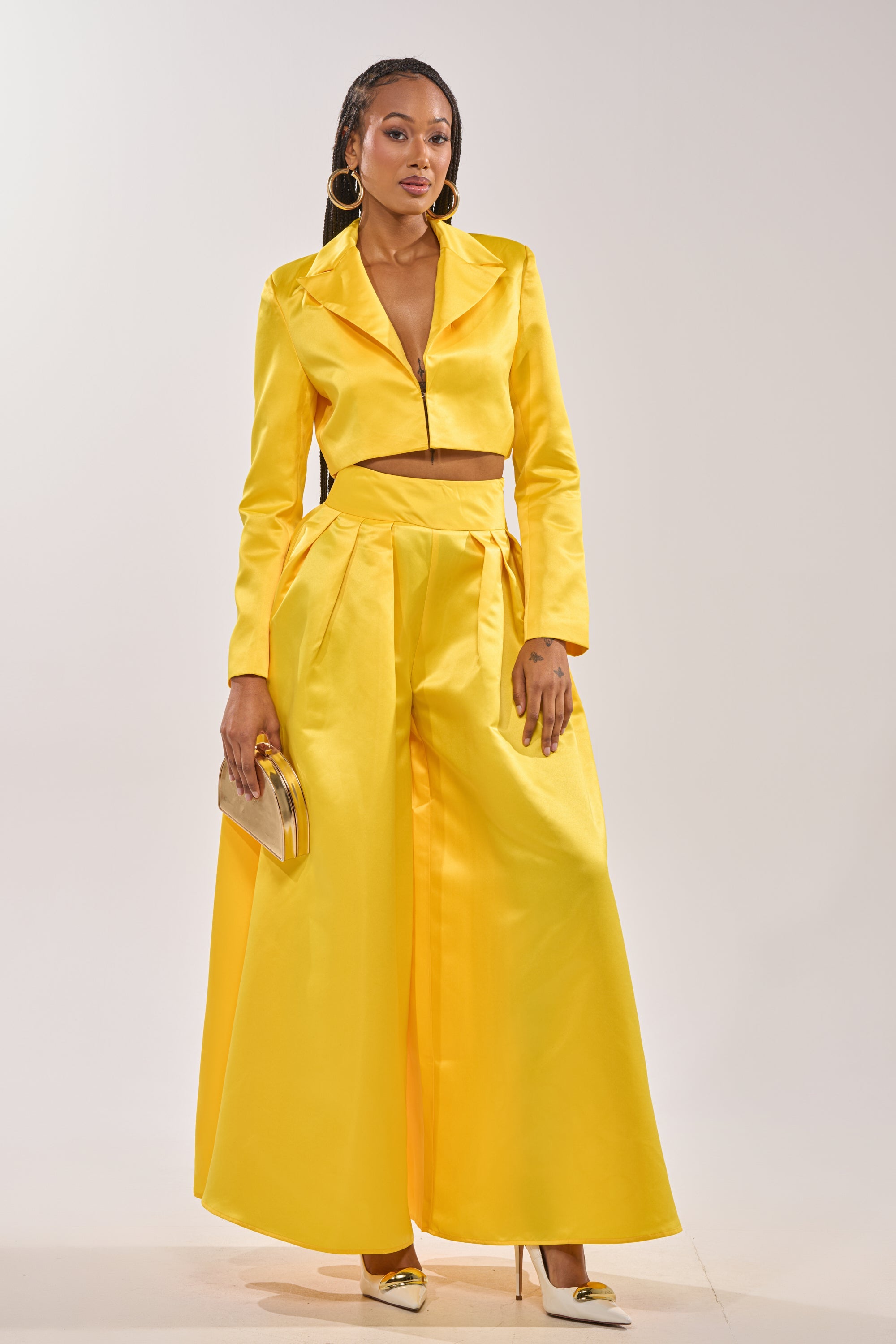 BLOOMING CROP SATIN BLAZER