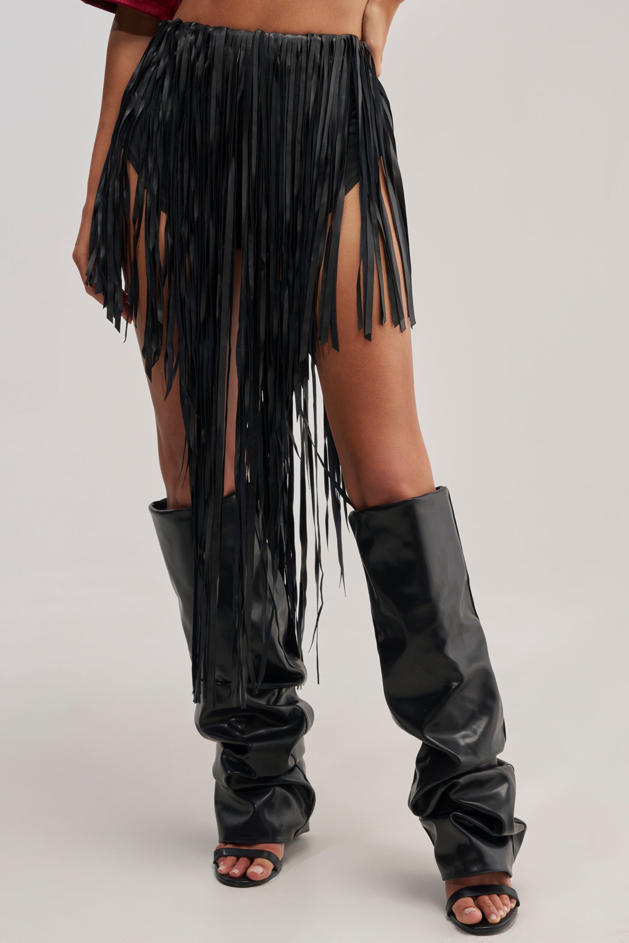COACHELLA FRINGE SKIRT