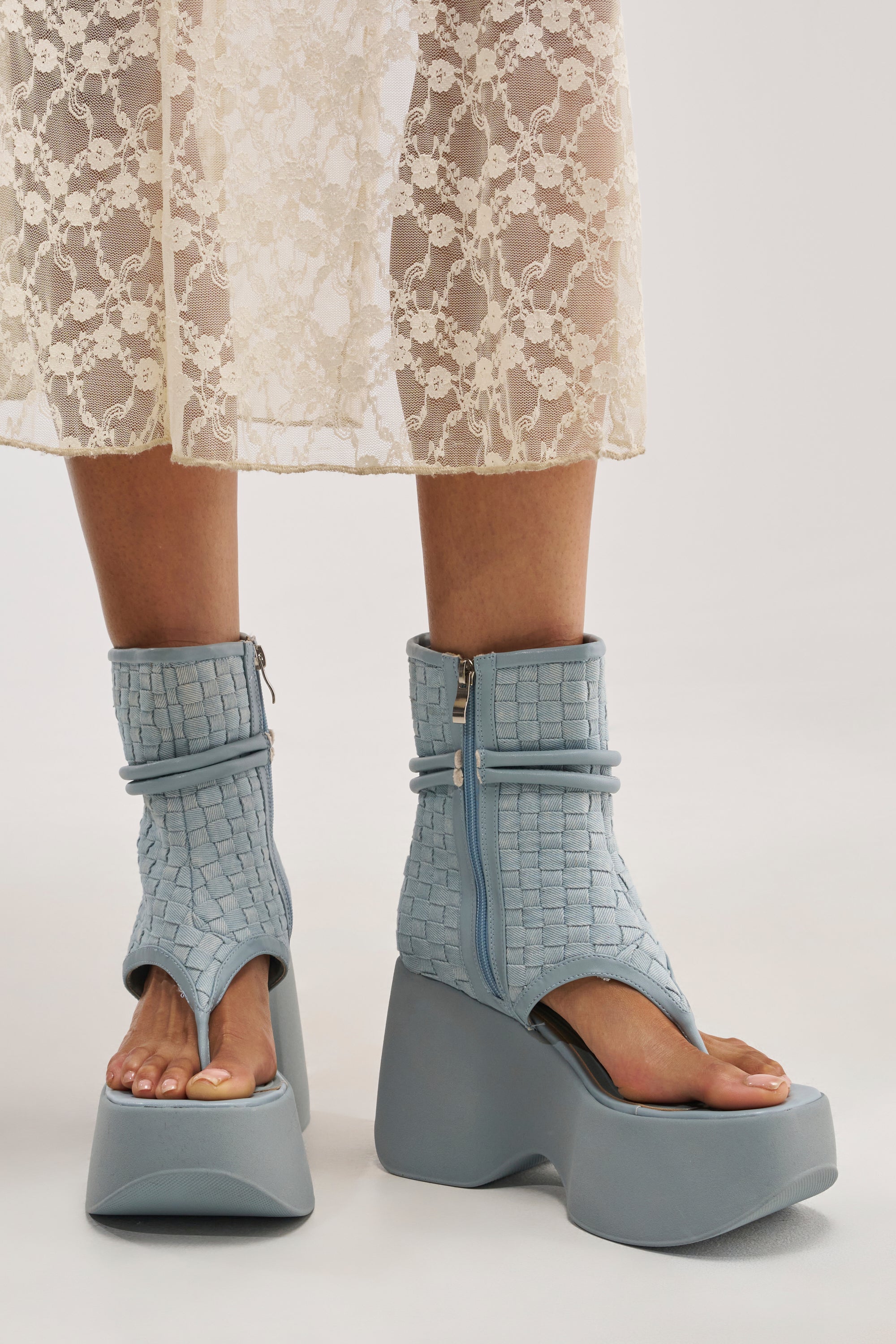 AZALEA WANG SCULLY DENIM FLATFORM SANDAL