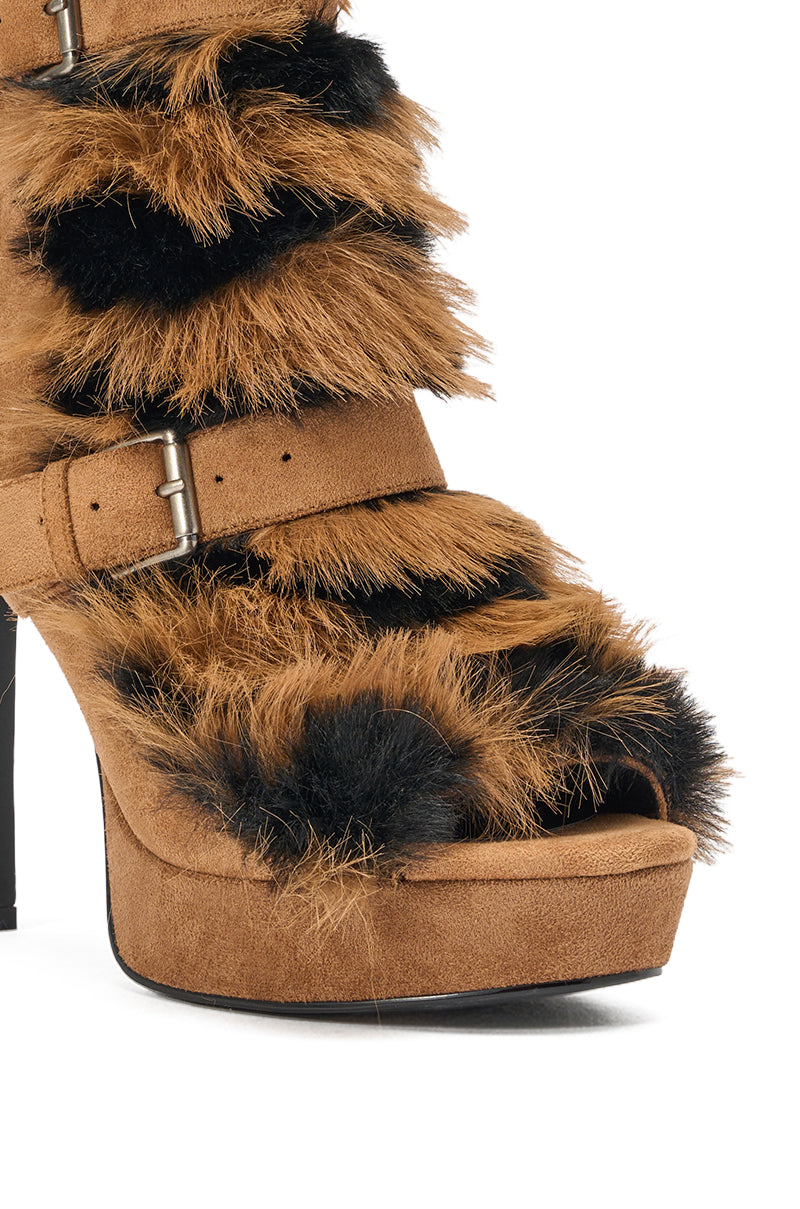 AKIRA GOLD SERIOUS BROWN FUR BOOTIE