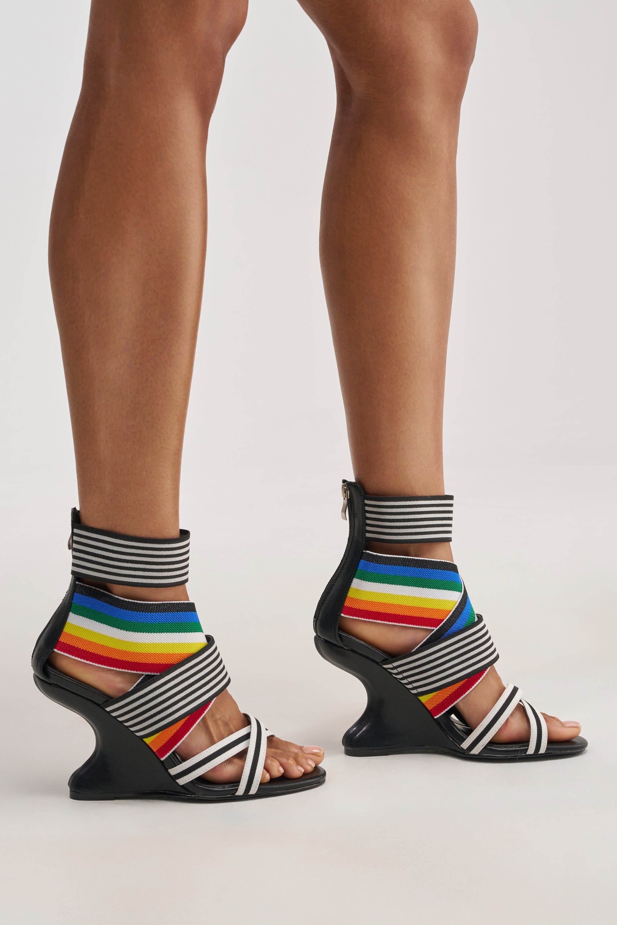 AKIRA GOLD SIGMA MULTI WEDGE SANDAL