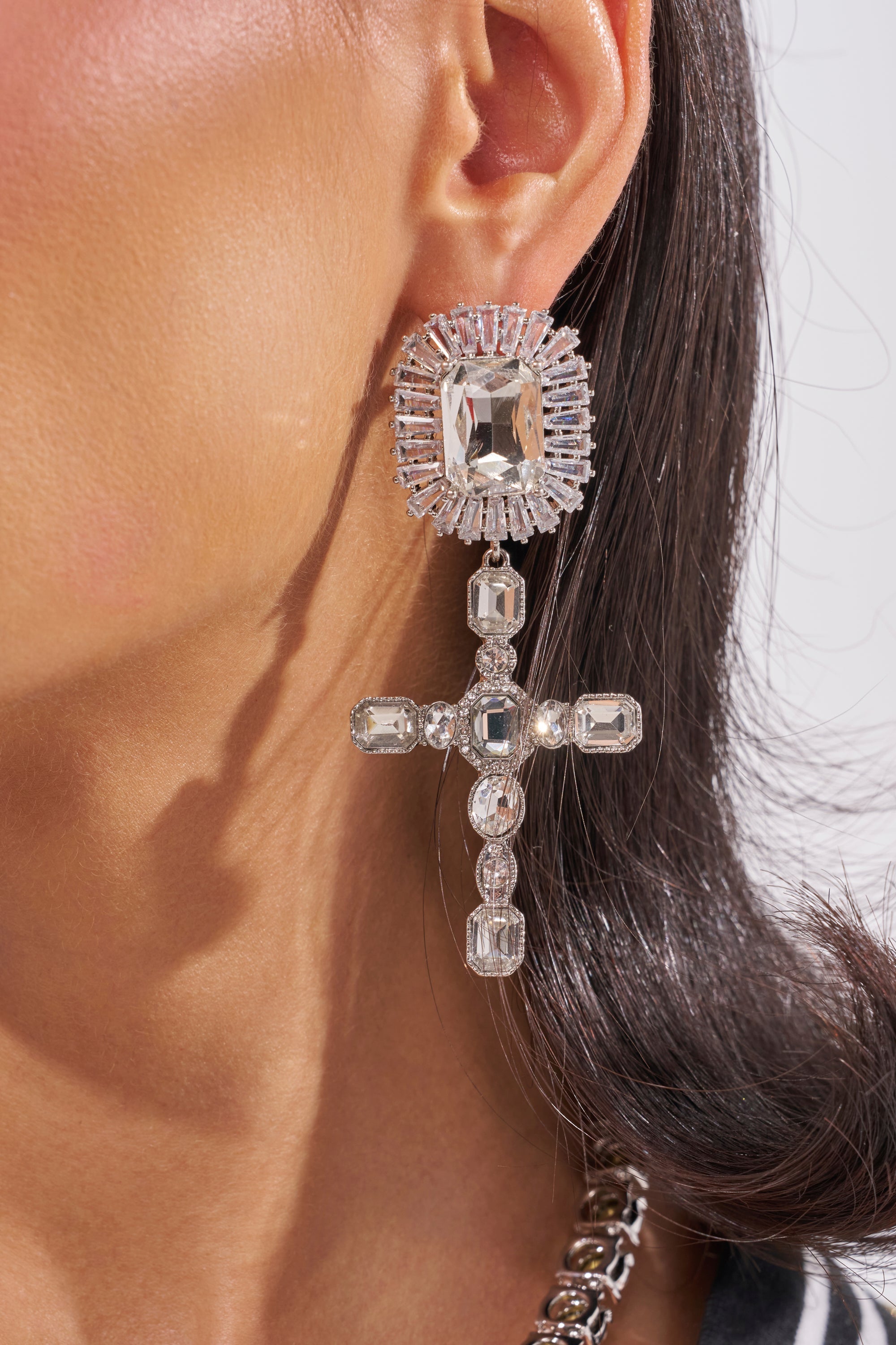 CROSS YA HEART EARRING