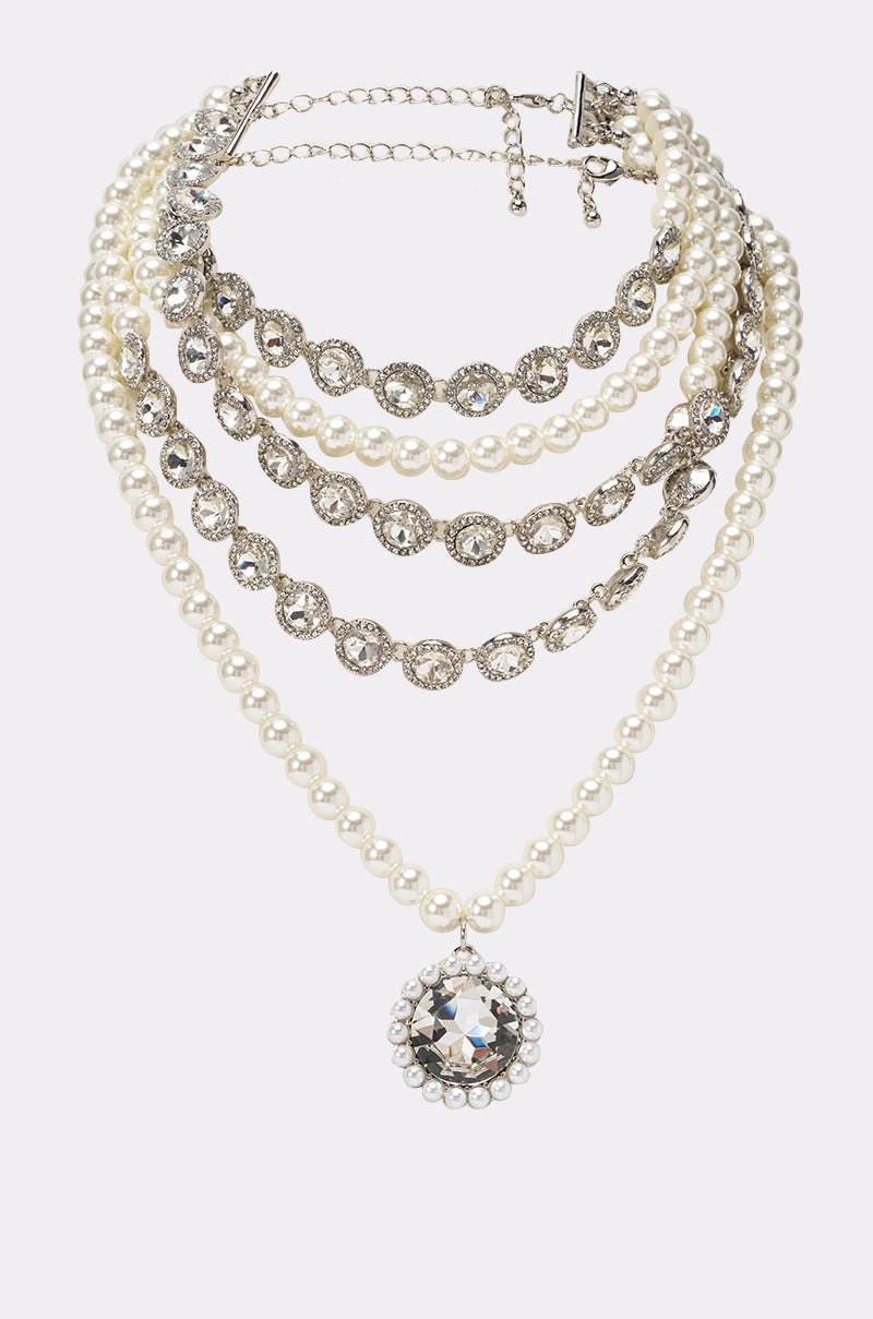 ARI NECKLACE