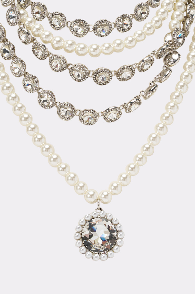ARI NECKLACE