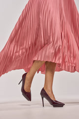 AKIRA GOLD SKYSCRAPER BURGUNDY PLATFORM STILETTO PUMP