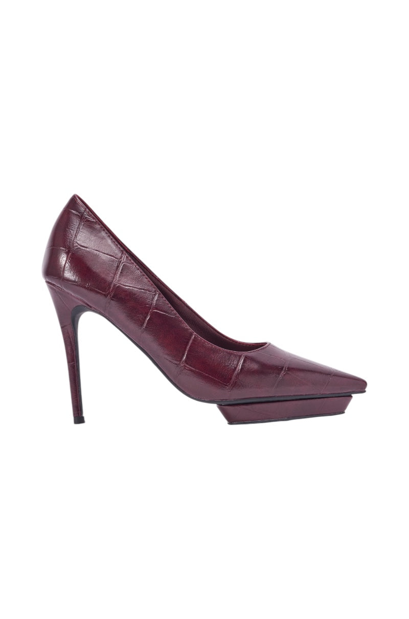 AKIRA GOLD SKYSCRAPER BURGUNDY PLATFORM STILETTO PUMP
