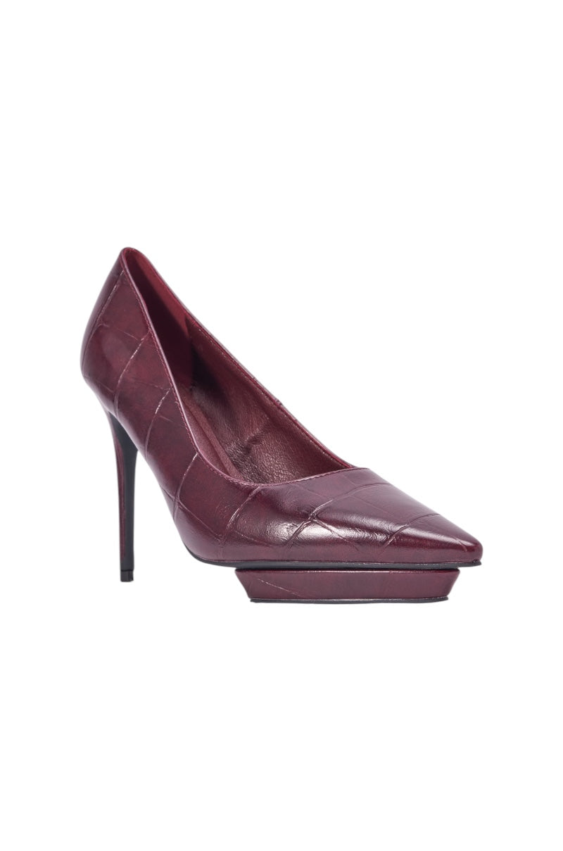 AKIRA GOLD SKYSCRAPER BURGUNDY PLATFORM STILETTO PUMP
