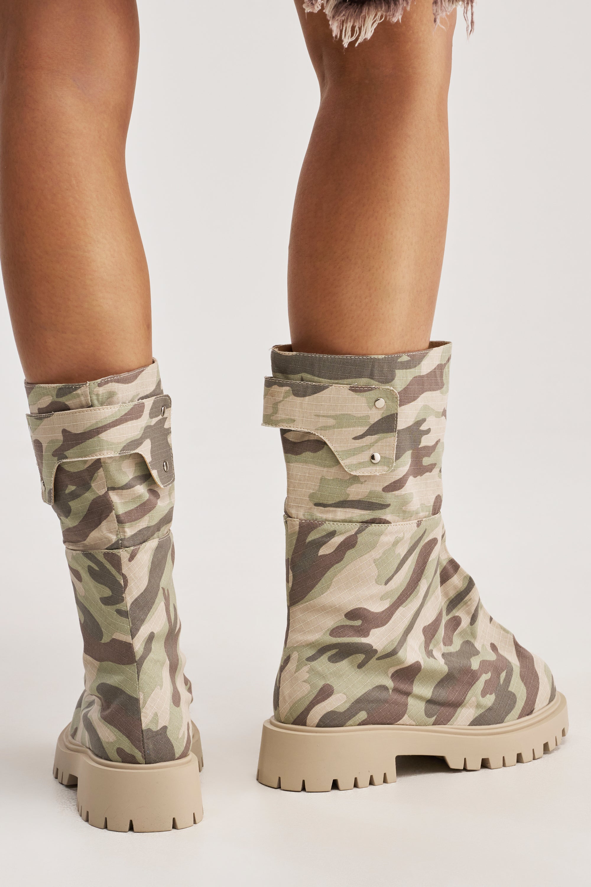AKIRA GOLD SPARK CAMO COMBAT BOOTIE
