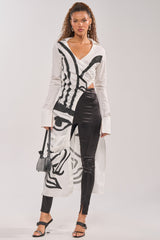 GET MY CLOSE UP EMBELLISHED BUTTON DOWN SHIRT