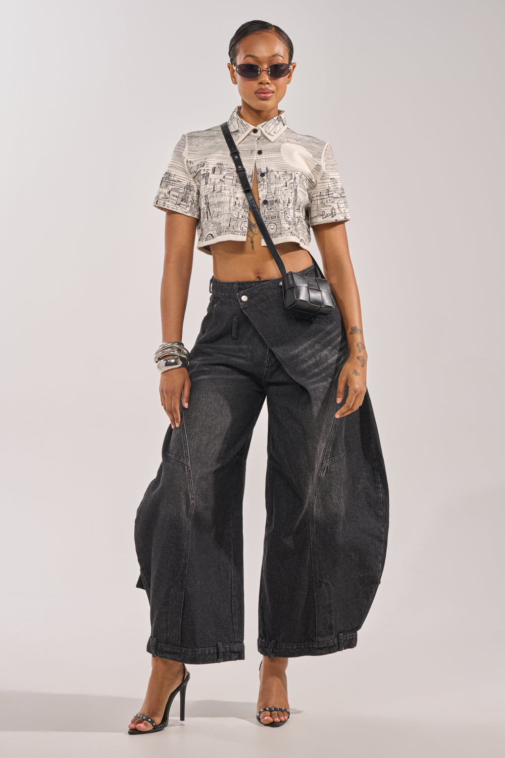 INK HORIZON EMBROIDERED TOP