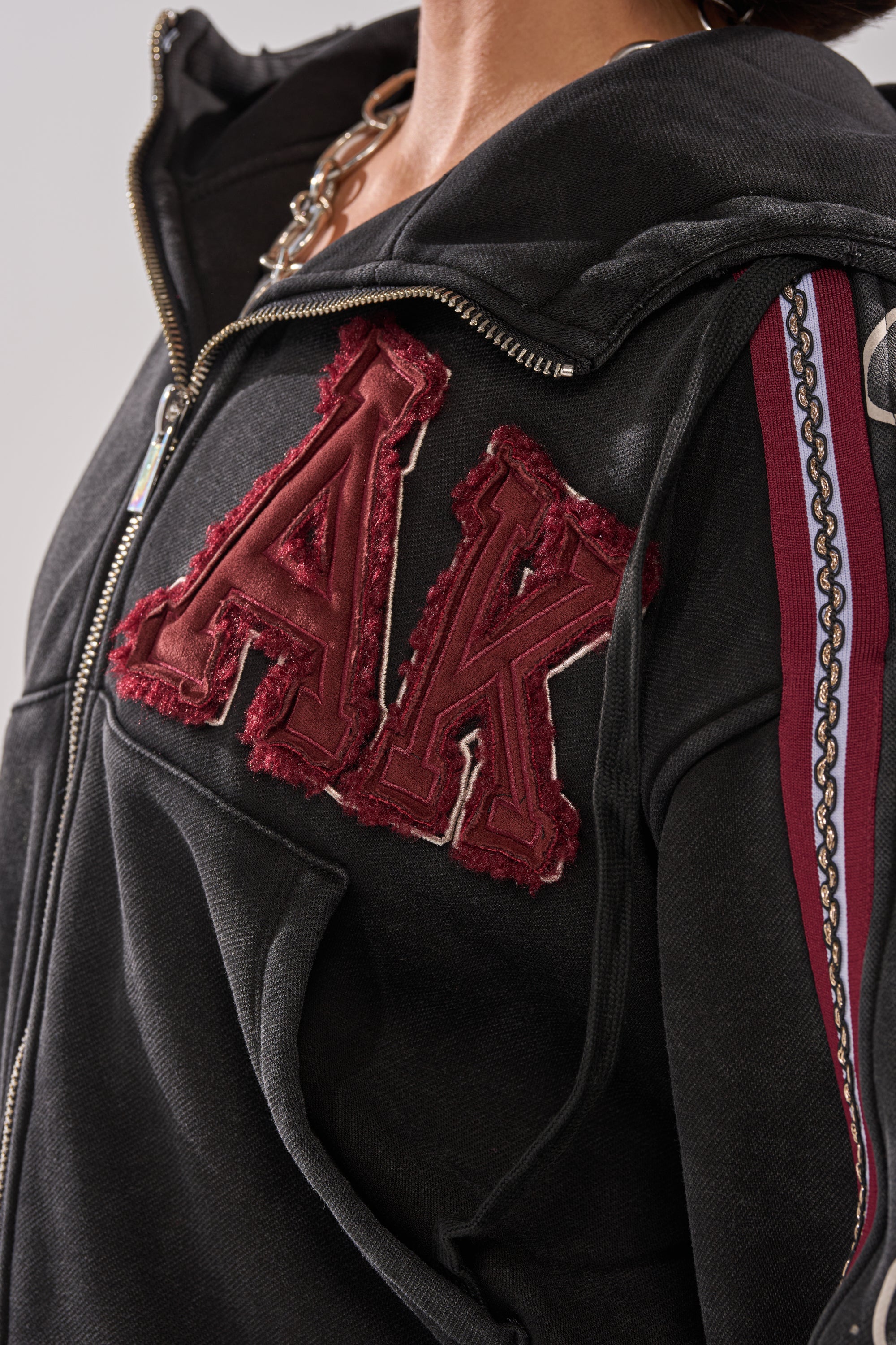 CITY LIVING GRAPHIC ZIP UP SWEATSHIRT
