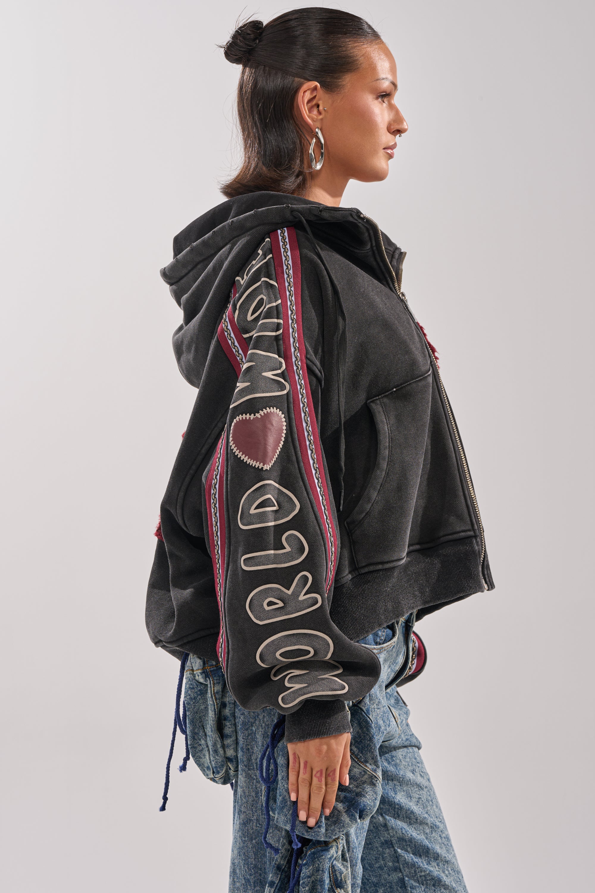 CITY LIVING GRAPHIC ZIP UP SWEATSHIRT