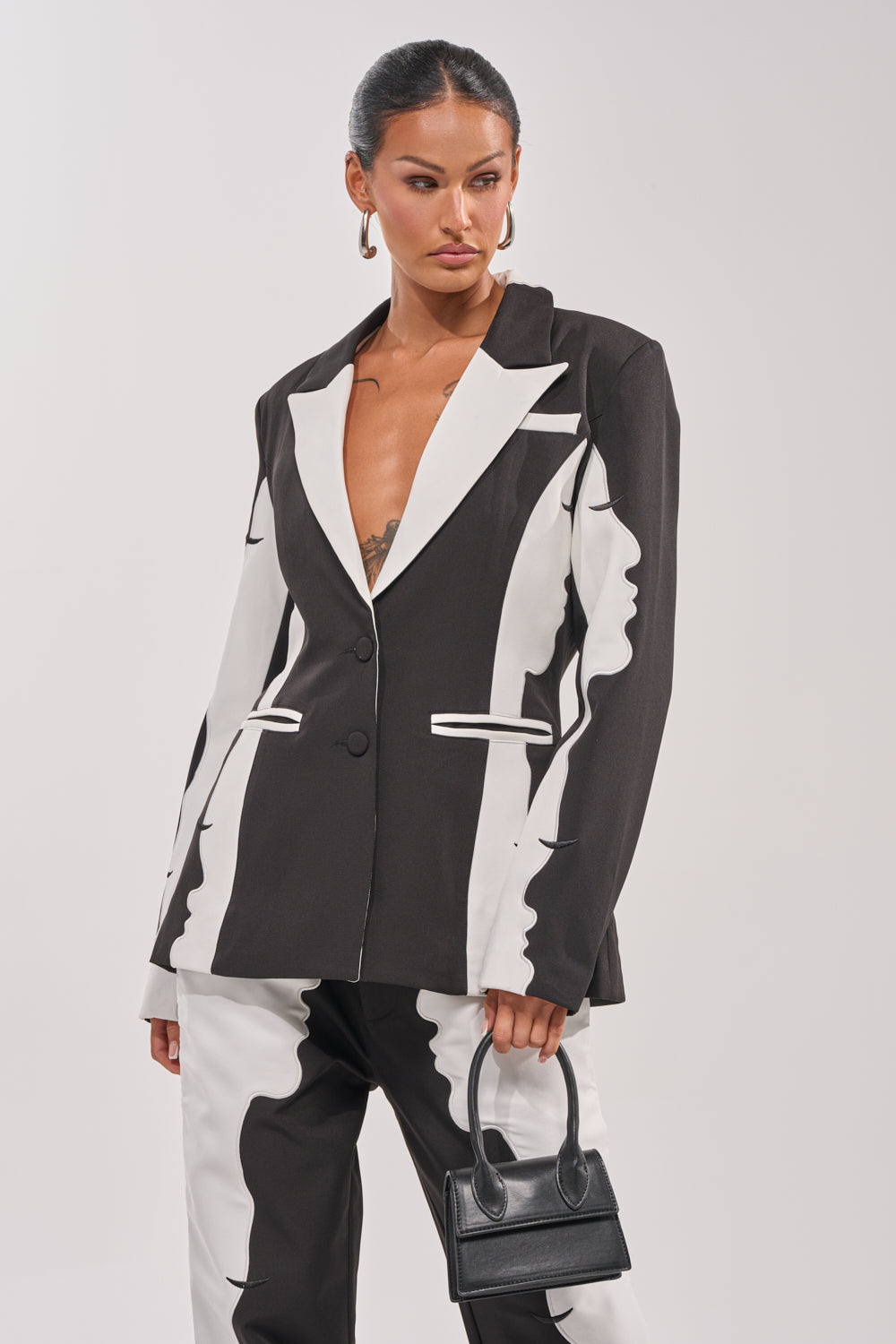 POV GRAPHIC BLAZER