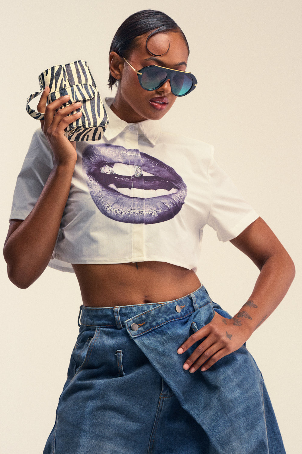 ICE ME OUT BUTTON DOWN TOP