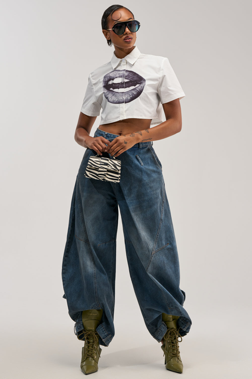 ICE ME OUT BUTTON DOWN TOP