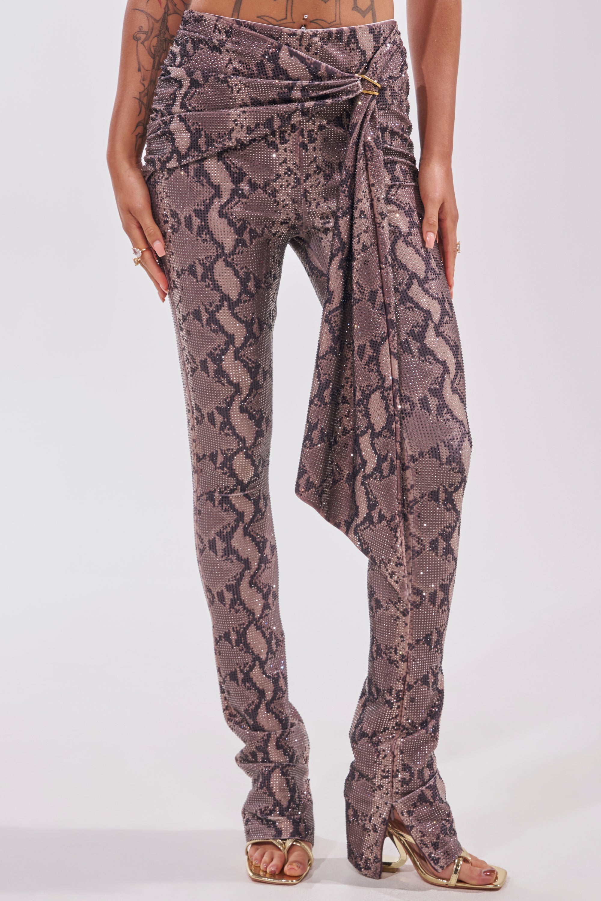 VENOM KISS RHINESTONE LEGGING