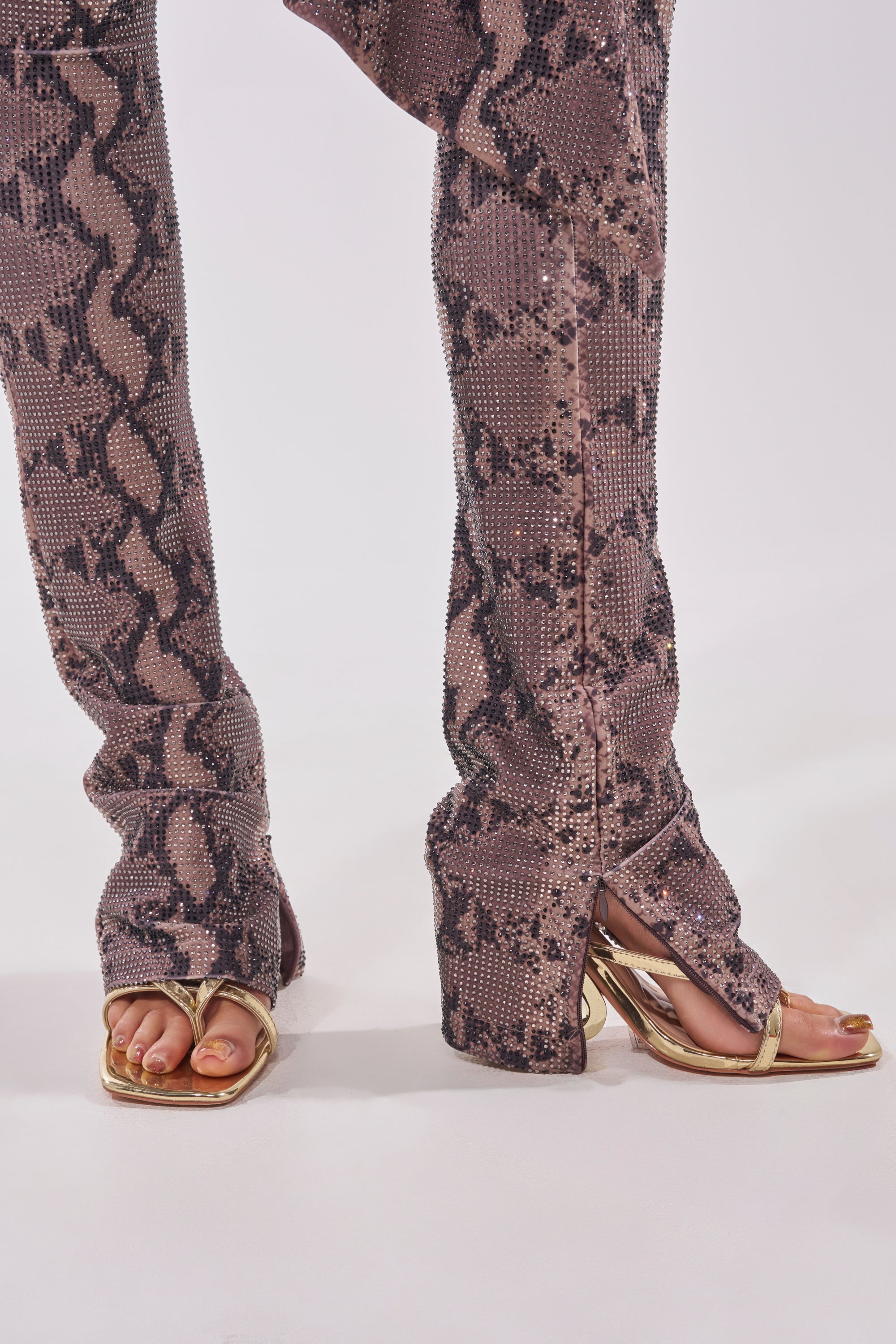 VENOM KISS RHINESTONE LEGGING