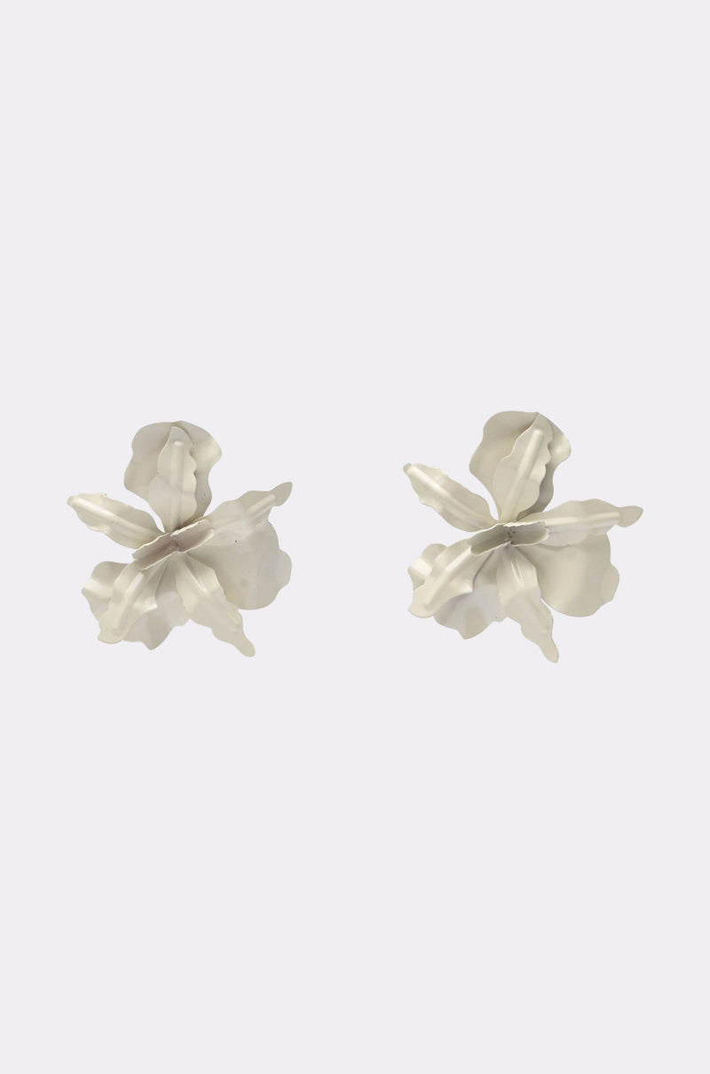 NEVER SETTLE EARRING