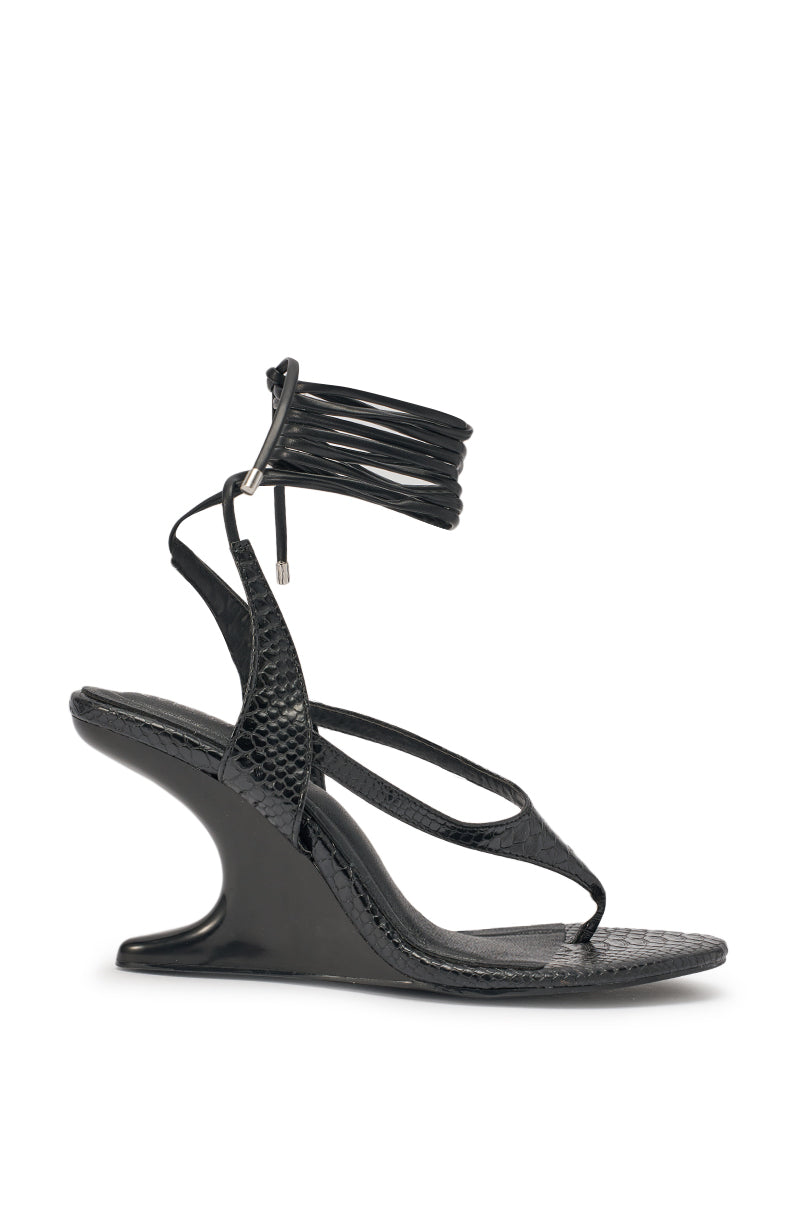 AZALEA WANG TAMSIN BLACK CROC NOVELTY WEDGE STRAP SANDAL