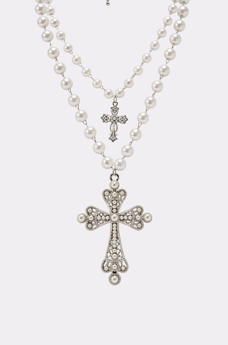 IN MY DREAMS NECKLACE