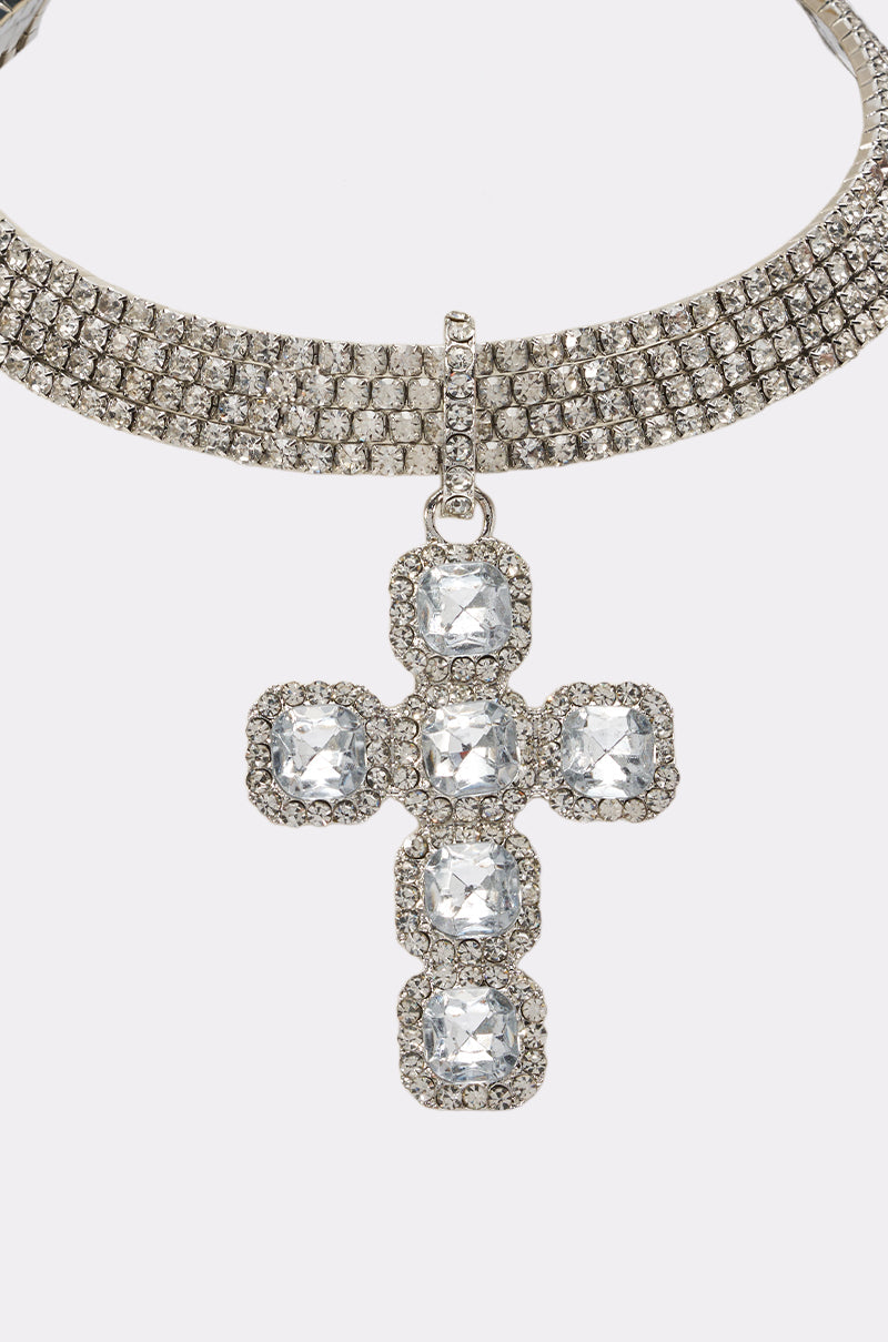 LUXE AND LAVISH NECKLACE